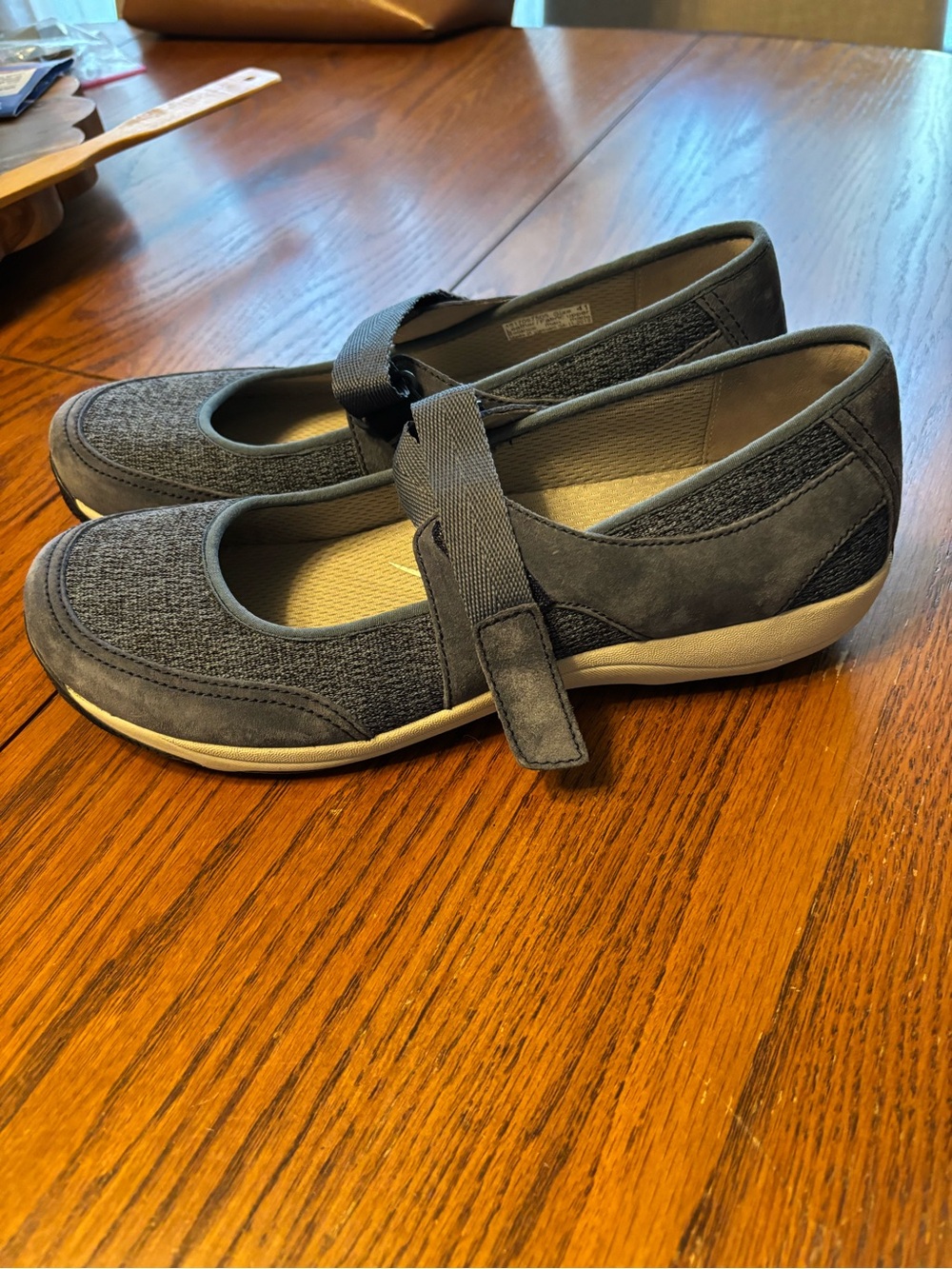 Dansko hennie suede Mary Jane shoes womens blue 41 10.5-11